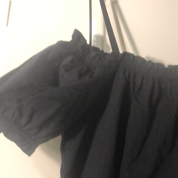 H&M on or off the shoulder blouse with straps - Picture 2 of 4